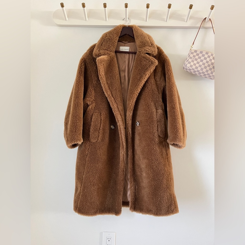 Ozlana Teddy coat